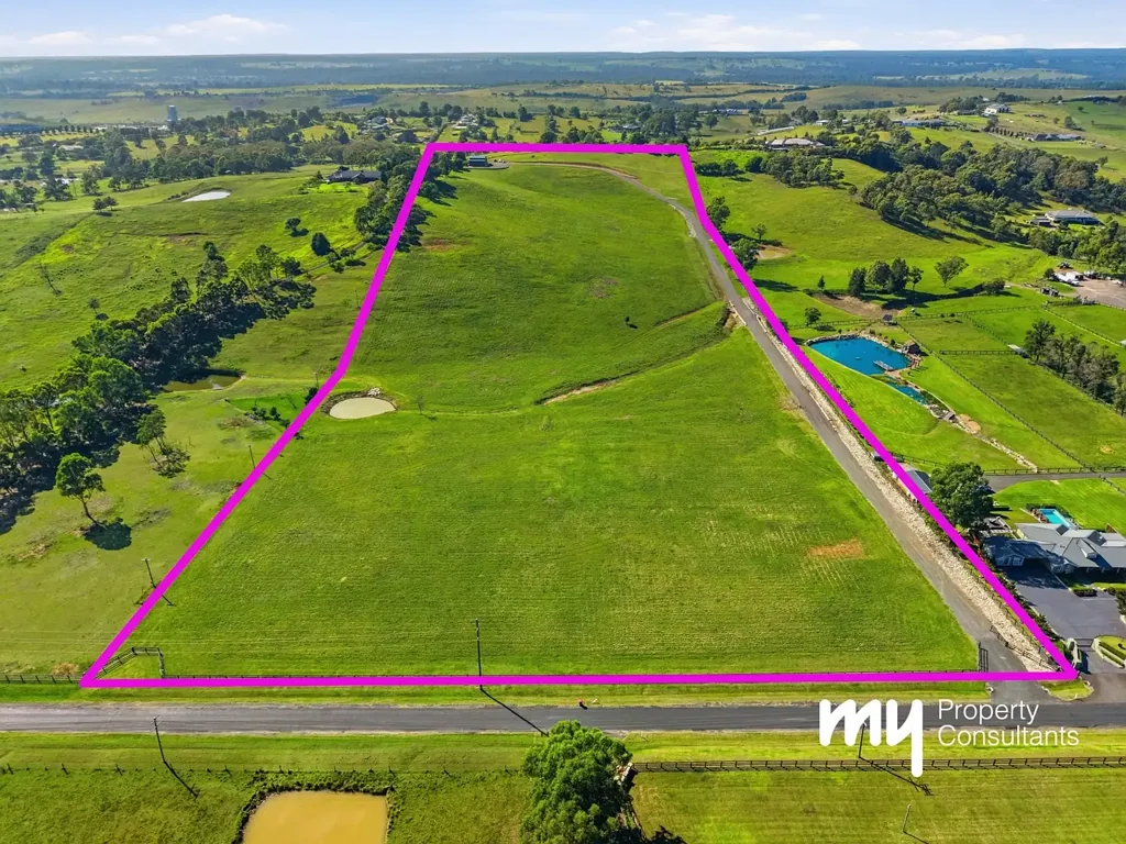 Menangle 25英亩宏伟地块 双通道访问 12x22m shed 水坝环绕 地理优越 A Privileged View!