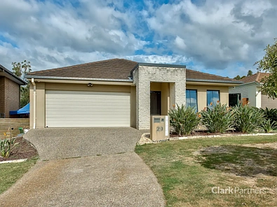 Warner 3chambre SPACIOUS FAMILY LIVING JUST MOMENTS FROM THE LAKE