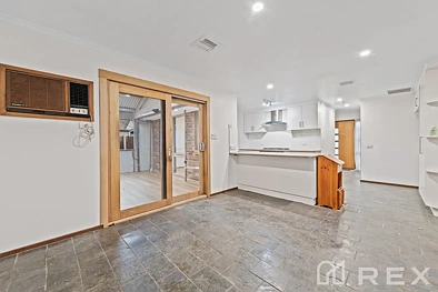 20 Narellan Drive, Hampton Park, VIC 3976, 3 Bedrooms, 1 Bathrooms, House