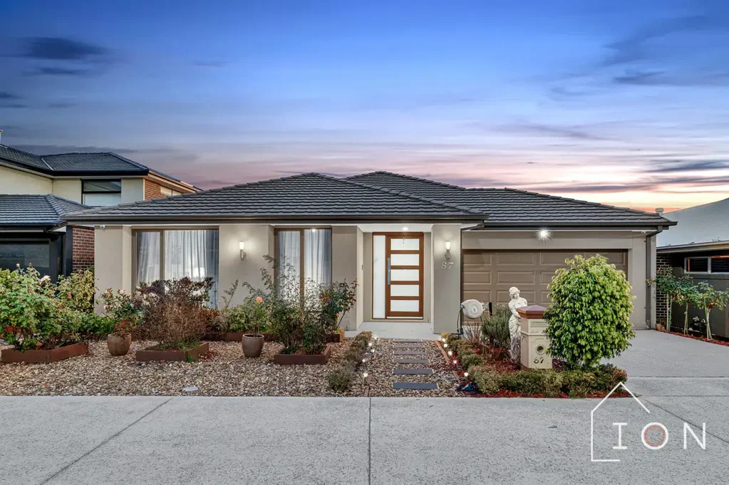 87 Encore Boulevard, Cranbourne South, VIC 3977