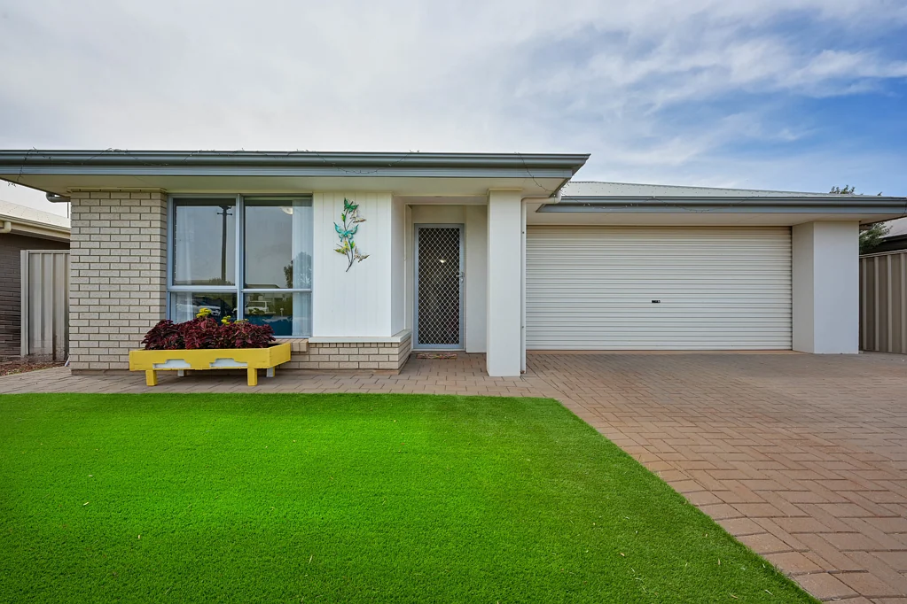 12 McInness Street, Whyalla Jenkins, SA 5609