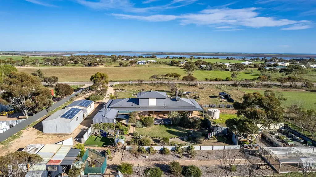 Port Broughton 5ਬੈੱਡਰੂਮ Charming Country Homestead with Seaviews