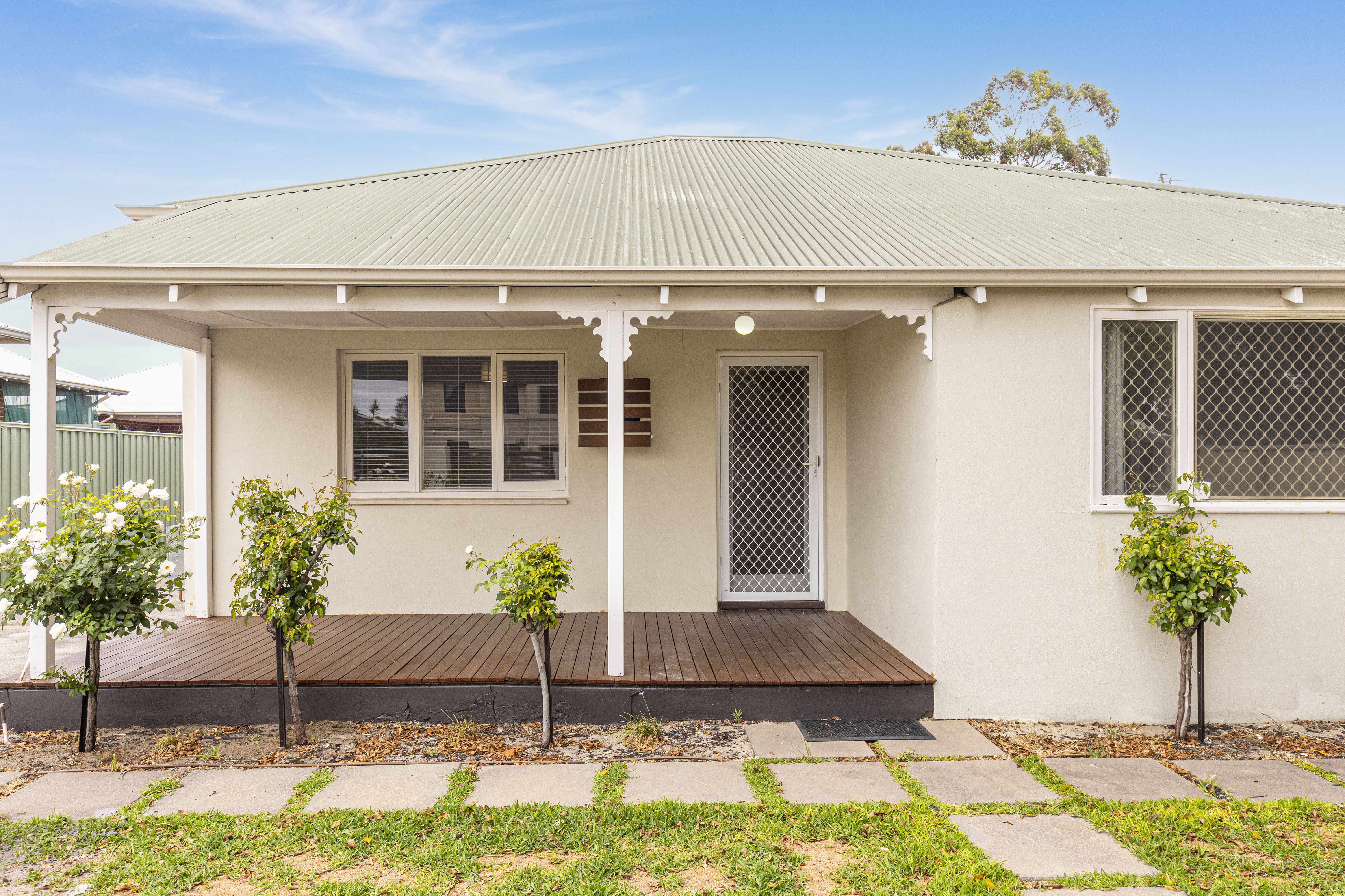 5 SWANSEA ST, EAST VICTORIA PARK WA 6101, 0部屋, 0バスルーム, House