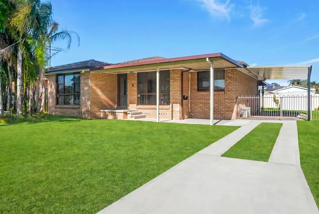 4 White Gum Avenue, Albion Park Rail, NSW 2527