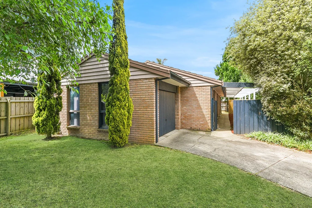 13 Willslie Crescent, Berwick, VIC 3806