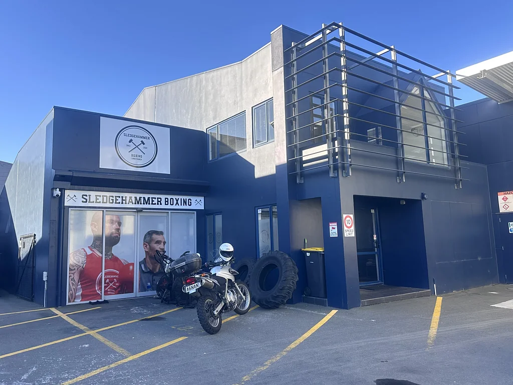 Phillipstown Showroom/Office Close to 4 Aves