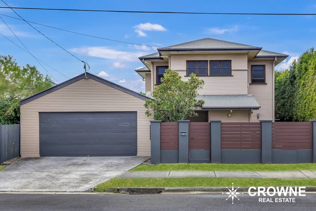 5 Chermside Road, Eastern Heights, QLD 4305