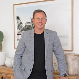 Troy Pinder