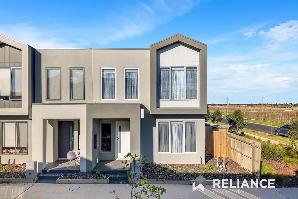 Spacious 2-Storey Family Home with a Practical 5BR Layout