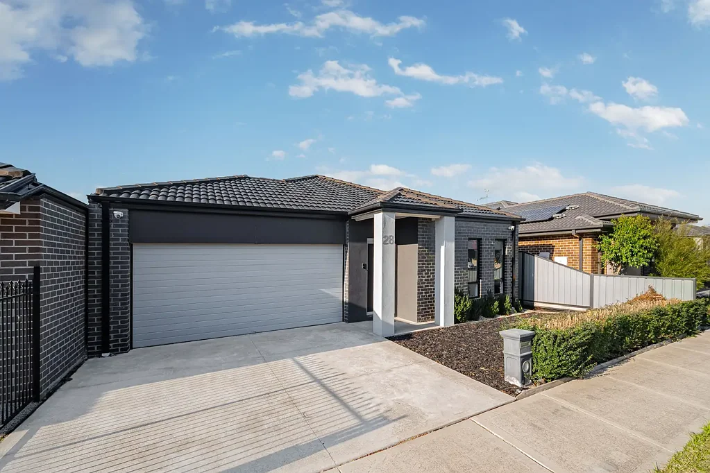 28 Truscott Avenue, Roxburgh Park, VIC 3064