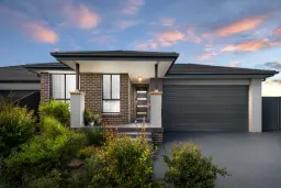 4 Peak Place, Glenmore Park