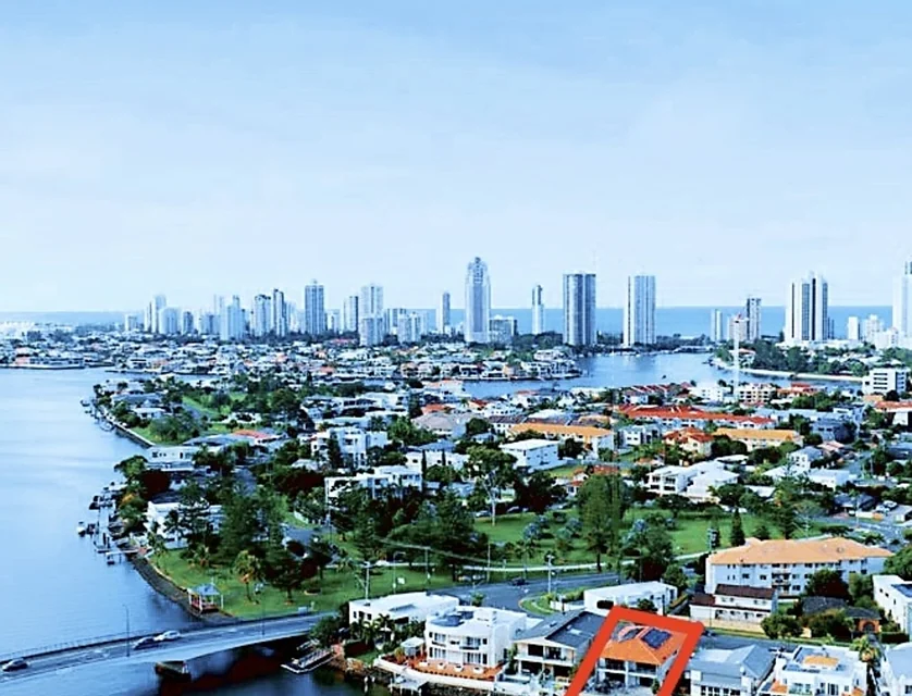 2/191 Stanhill Drive, Surfers Paradise, Gold Coast, 3 ห้องนอน, 2 ห้องน้ำ, House