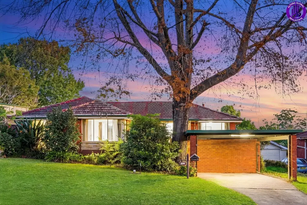 Castle Hill 7 Bedroom 7 BEDROOMS + GRANNY FLAT + LMR DEVELOPMENT UPSIDE | WALK TO METRO