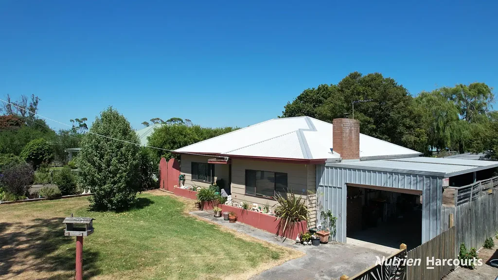 Port Albert 3房  Situated in the sleepy little coastal village of Port Albert.
