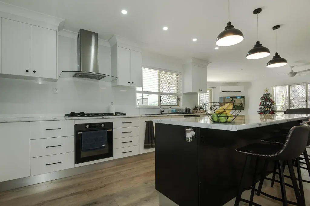 Biloela 4침실 More Than Just a Pretty Face