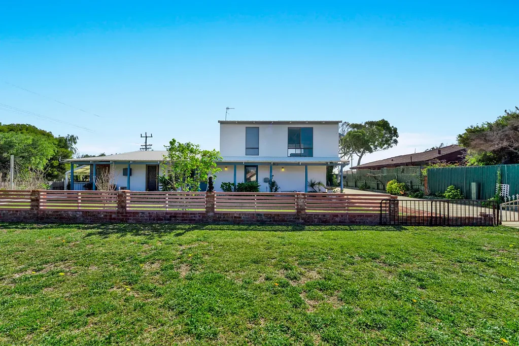 Lancelin 4Zimmer Coastal Calm, Space to Unwind