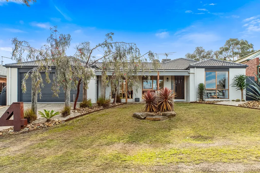 4 Cameron Court, Somerville, VIC 3912