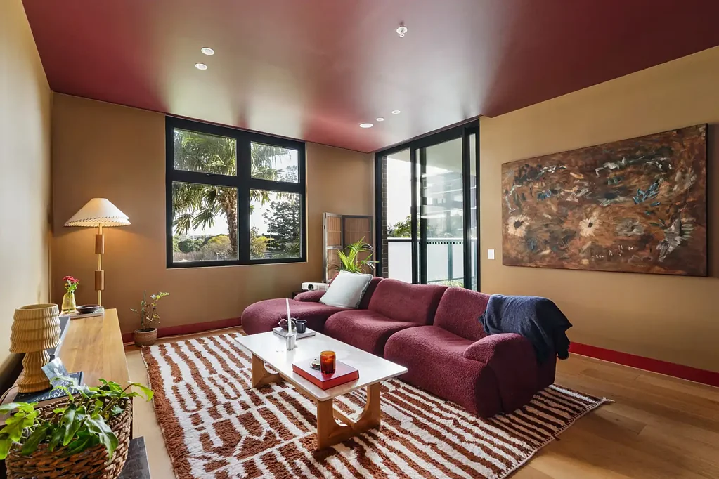 Marrickville 2Kwarto One-of-a-kind apartment with bold design