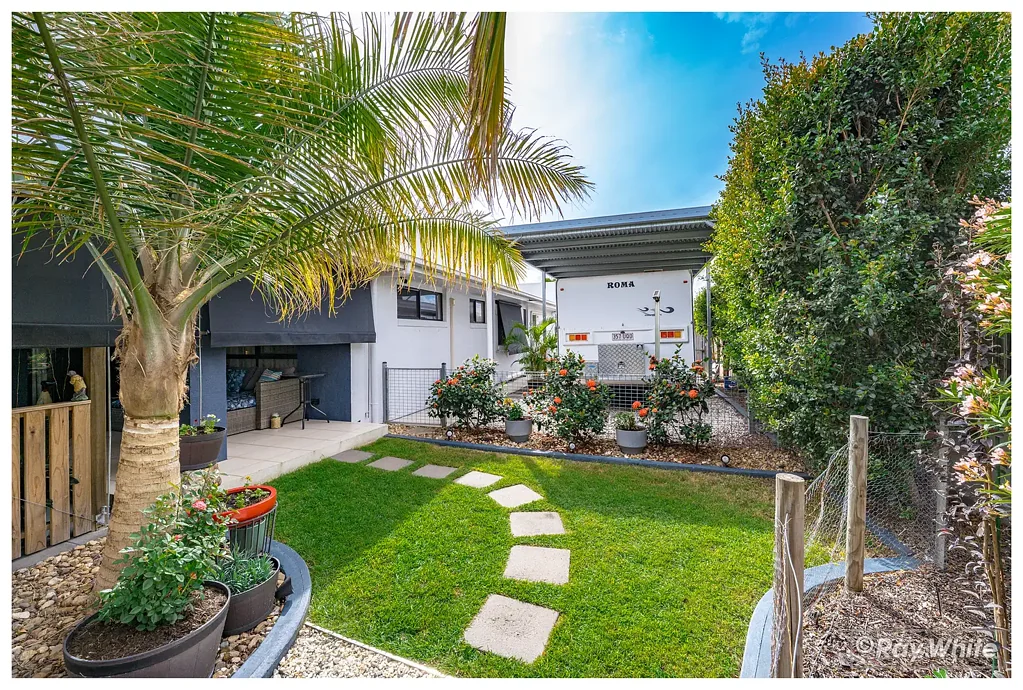The Complete Package - Beautifully Maintained and Ready to Enjoy!