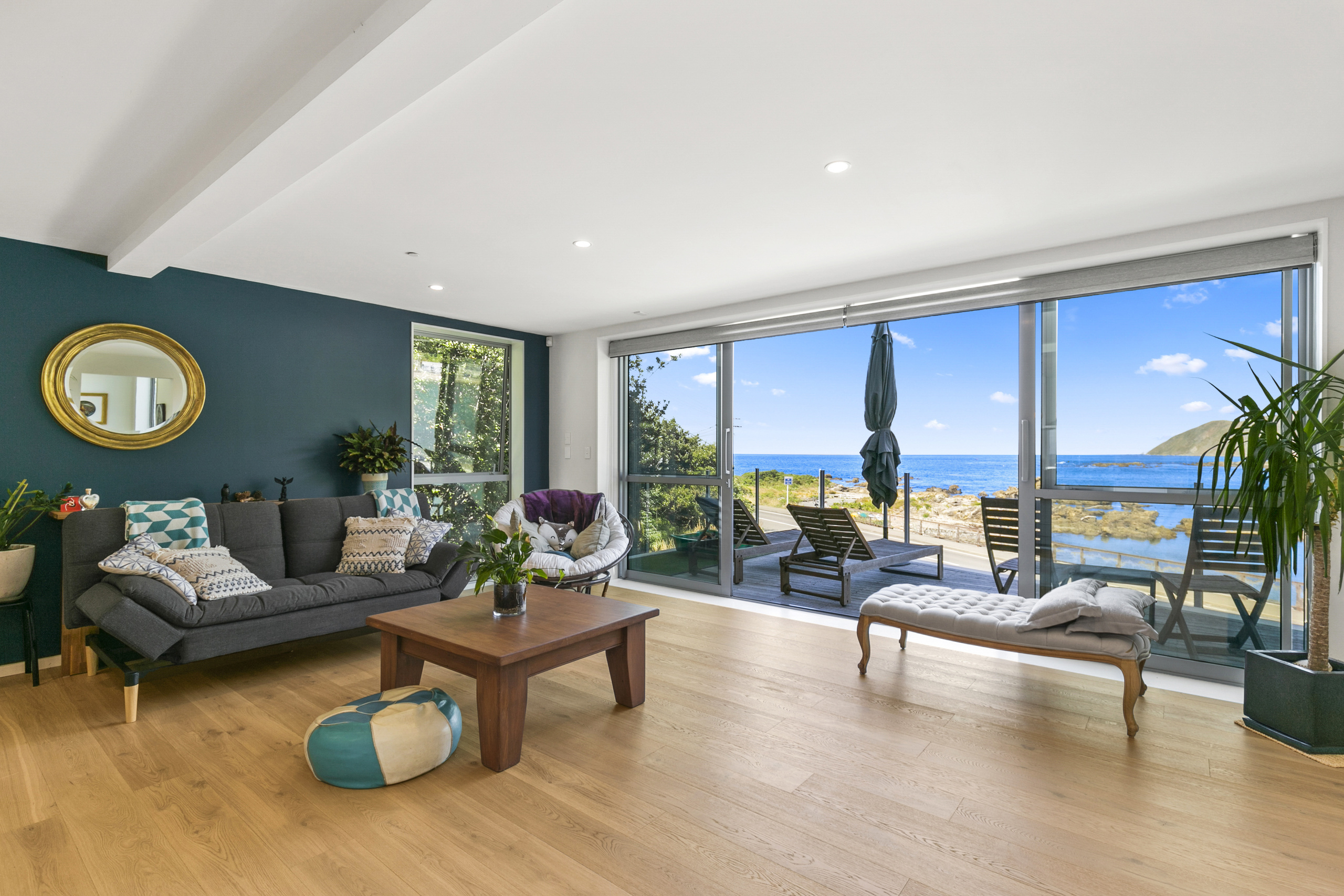 6 Owhiro Bay Parade, Island Bay