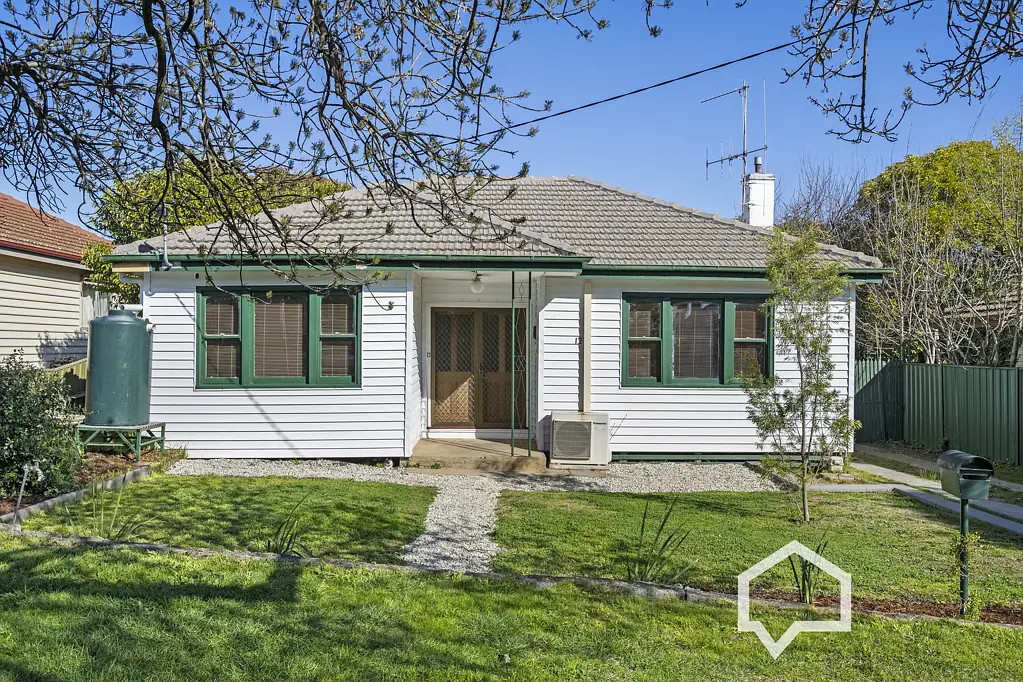 12 Guthrie Street, Kangaroo Flat, VIC 3555