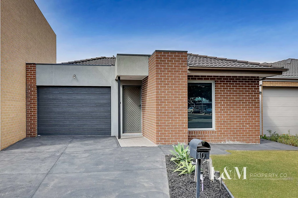 10 Brunswick Crescent, Craigieburn, VIC 3064
