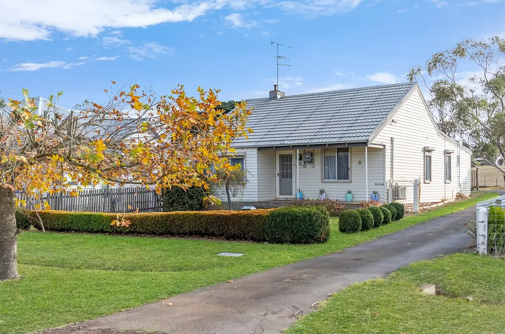 70 Mill Street, Mortlake, VIC 3272