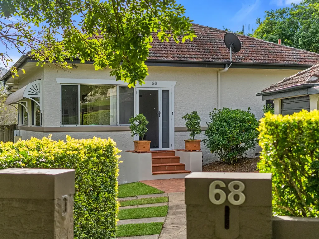 Coorparoo 3 Bedroom CHARM, CHARACTER AND POSITION ON 761M²