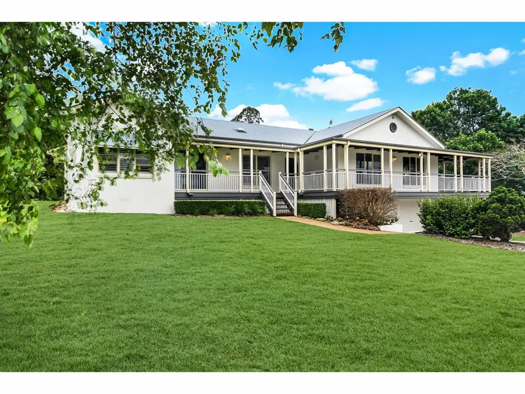 North Maleny 5chambre OWNERS DOWNSIZING! BEST BUYING IN NORTH MALENY!