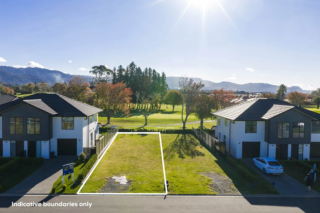 Katikati Final Golf Fairway Lots in The Greens, Fairview
