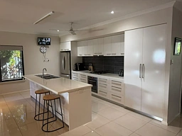 25 TOMARITO CRESCENT, Bilingurr
