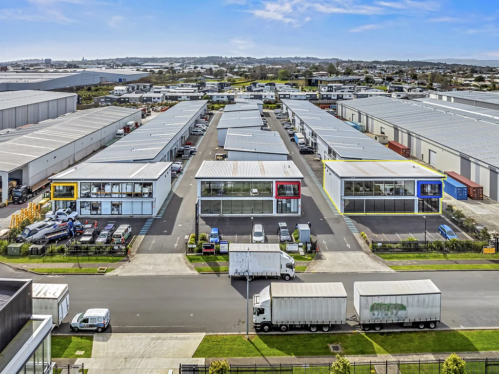 Manurewa 327SQM Modern Industrial Unit For Lease