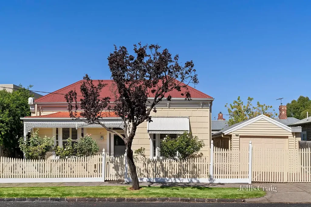 6 Effingham Road, Newport, VIC 3015