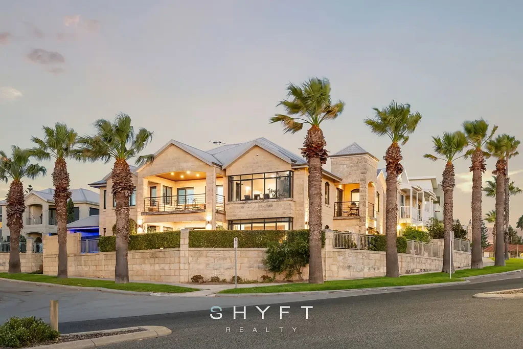 10 Ocean Falls Boulevard, Mindarie, WA 6030