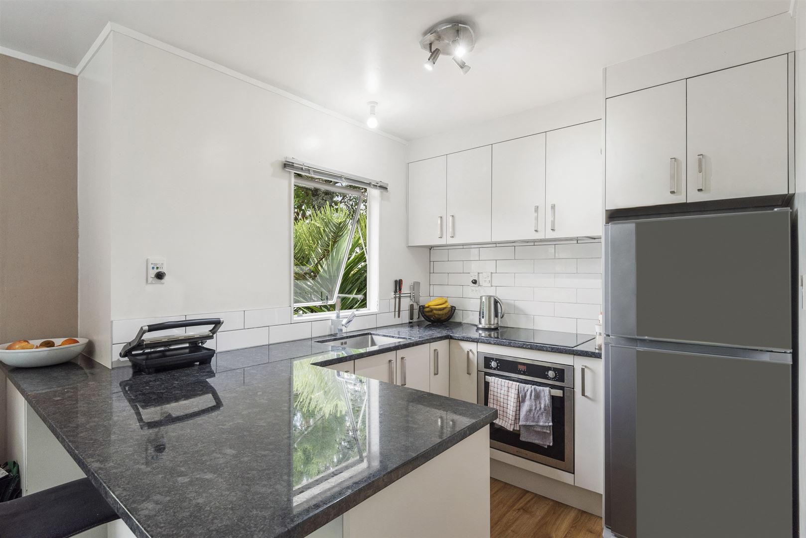 1/10 Halder Place, Torbay, Auckland - North Shore, 2 phòng ngủ, 1 phòng tắm