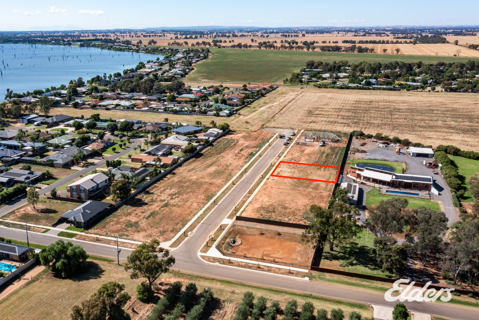 10 STRINGYBARK ST, YARRAWONGA VIC 3730, 0 chambres, 0 salles de bain, Section