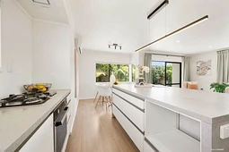 2 Kenneth Hopper Place, Manly