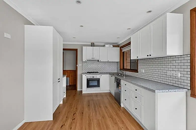 Iba Pa - 135 Rooneys Road, Warrnambool, VIC 3280