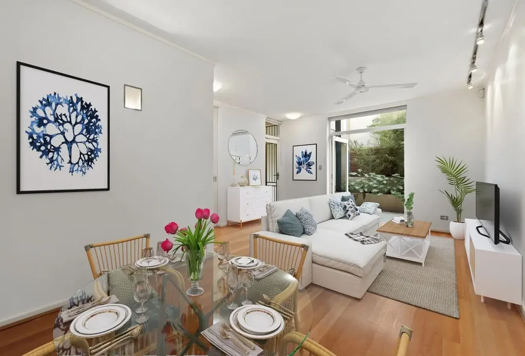 Modern One Bedroom Apartment with Courtyard & Parking in the Heart of Bondi Beach