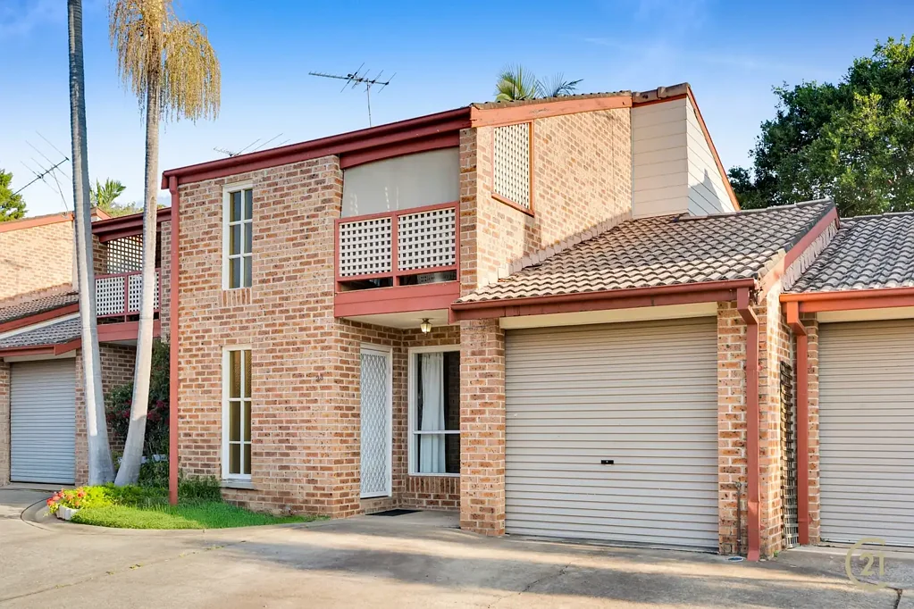 33/65 Fawcett Street, Glenfield, NSW 2167