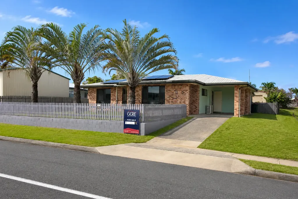 Andergrove 3 Slaapkamer GREAT ENTRY LEVEL FAMILY HOME - RENTAL