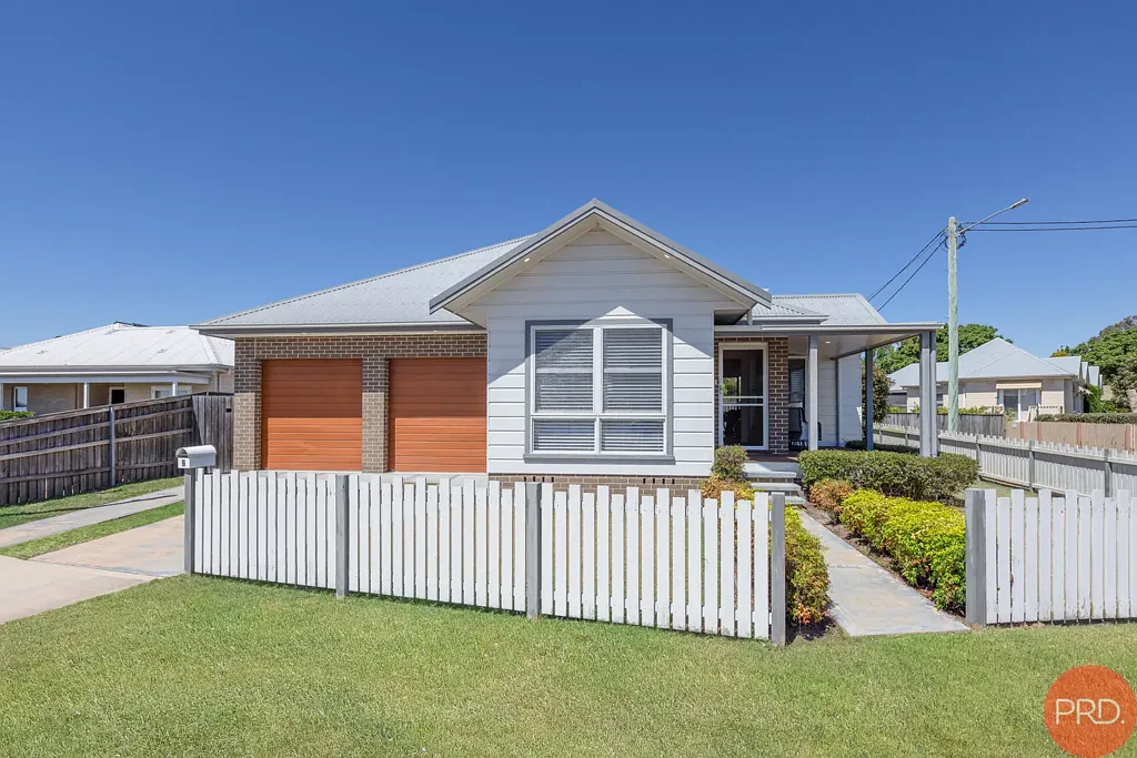 2 Glenarvon Road, Lorn, NSW 2320