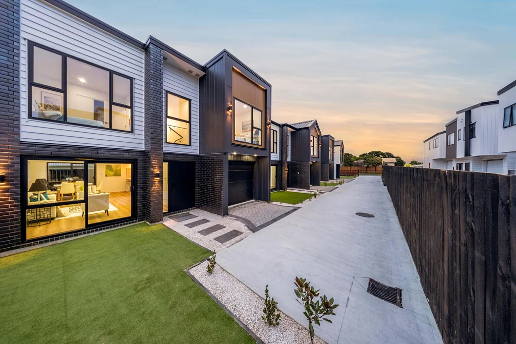 Pakuranga 4Kwarto Tucked Away Luxury - Must Be Sold