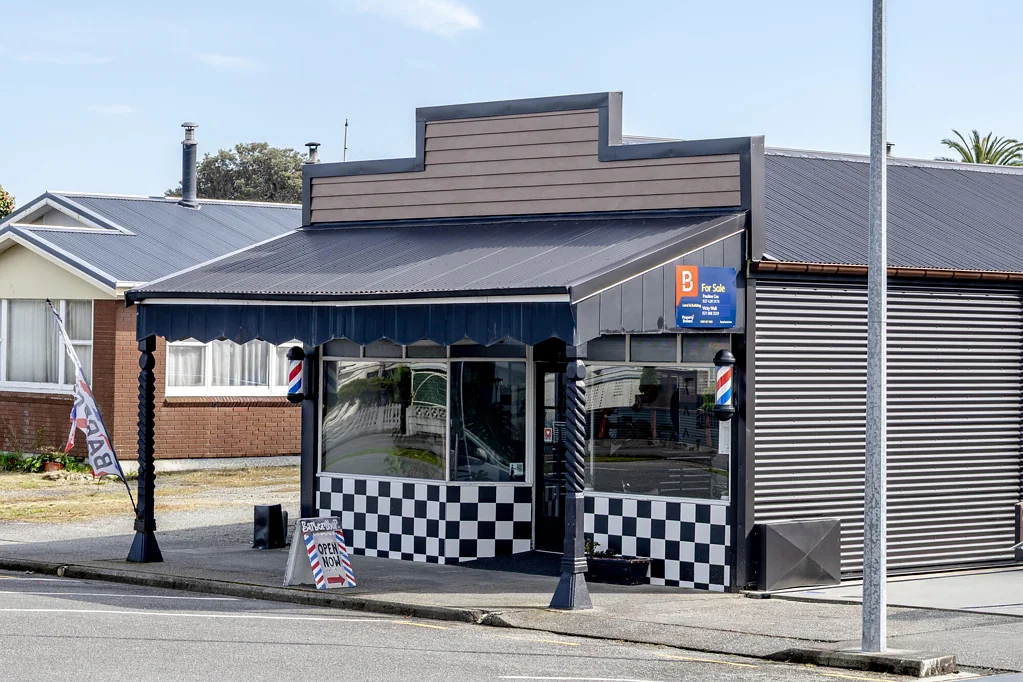 Hokitika Multi-income property in central location
