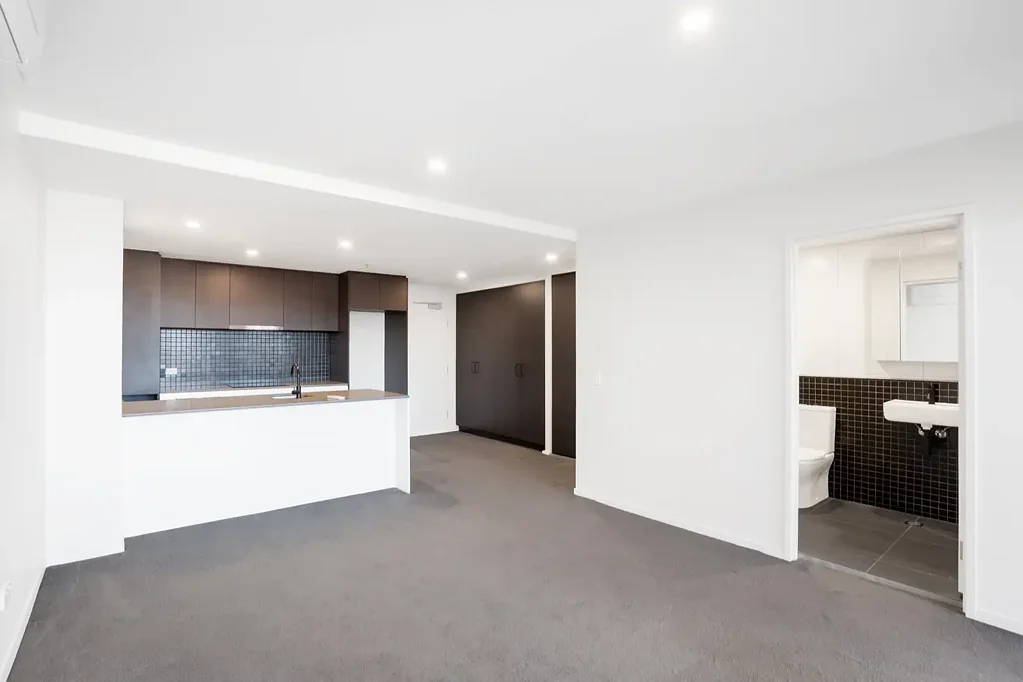 One bedroom Apartment in the heart of Greenway