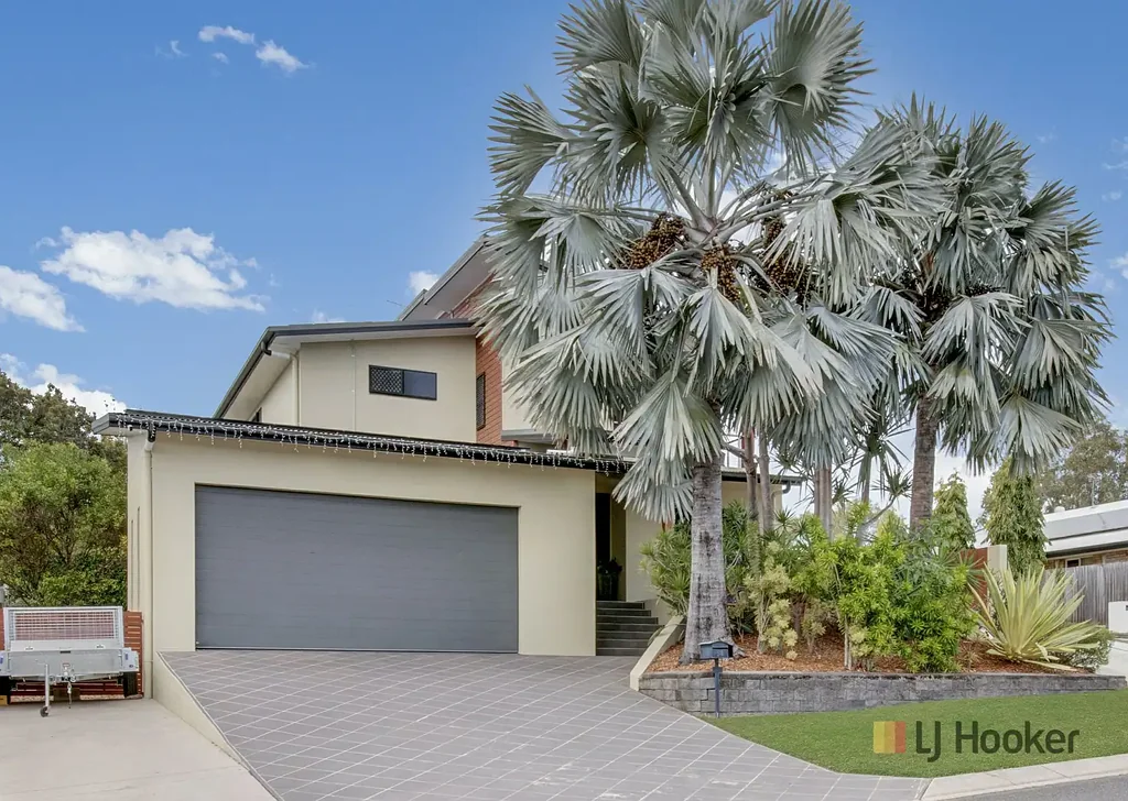 Boyne Island 4 Bedroom Stunning Executive Home – The Ultimate Family Retreat