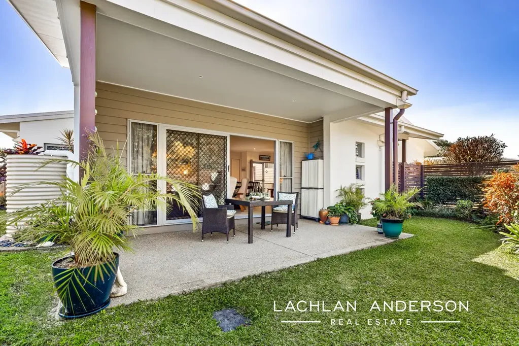 Golden Beach 3 Bedroom SAFE, SECURE & LOW MAINTENANCE LIVING AT ITS BEST!
