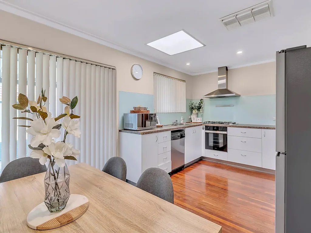 543 Kalamunda Road, High Wycombe, WA 6057