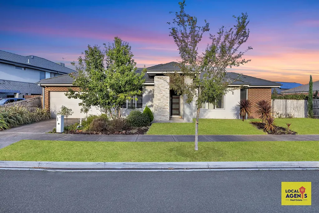 6 Ormiston Crescent, Werribee, VIC 3030
