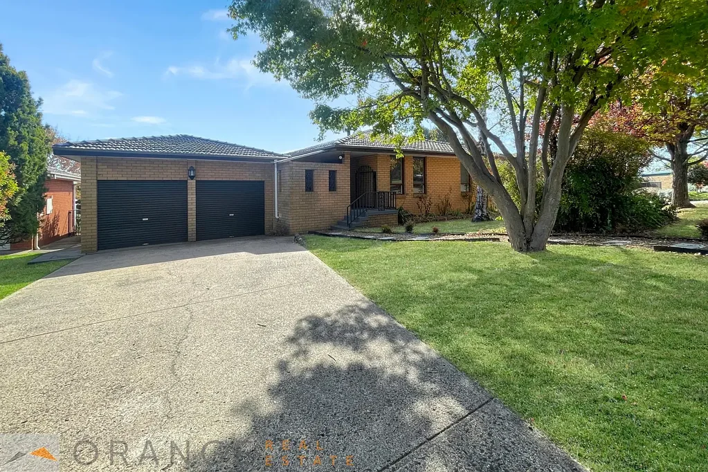 8 Mathoura Place, Orange, NSW 2800
